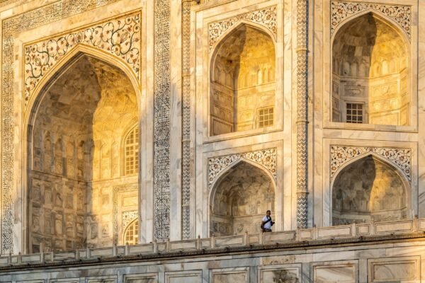 Maharashtra Tour – Experience Culture, Coast & City Life